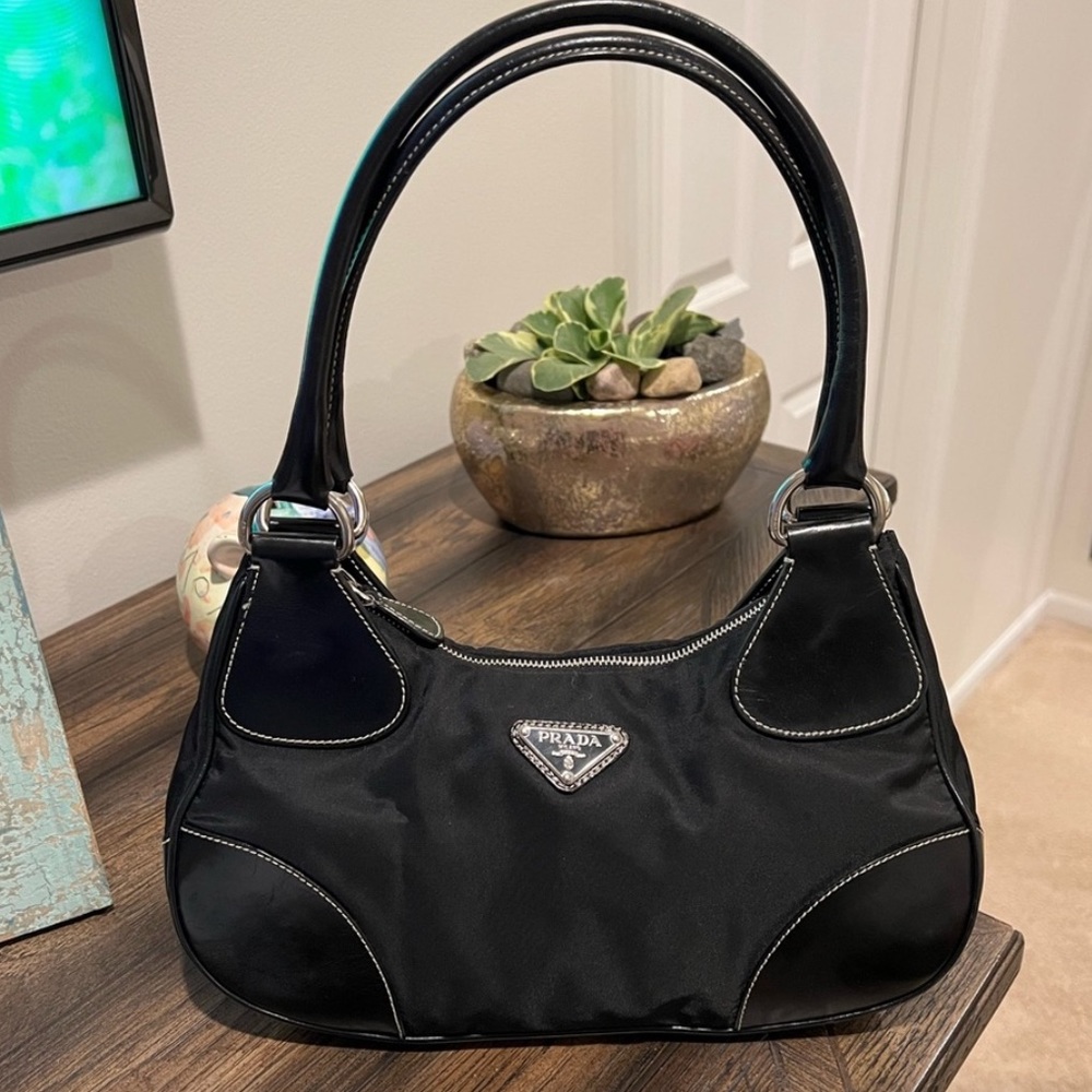COPY - PRADA Handbag (AUTHENTIC)